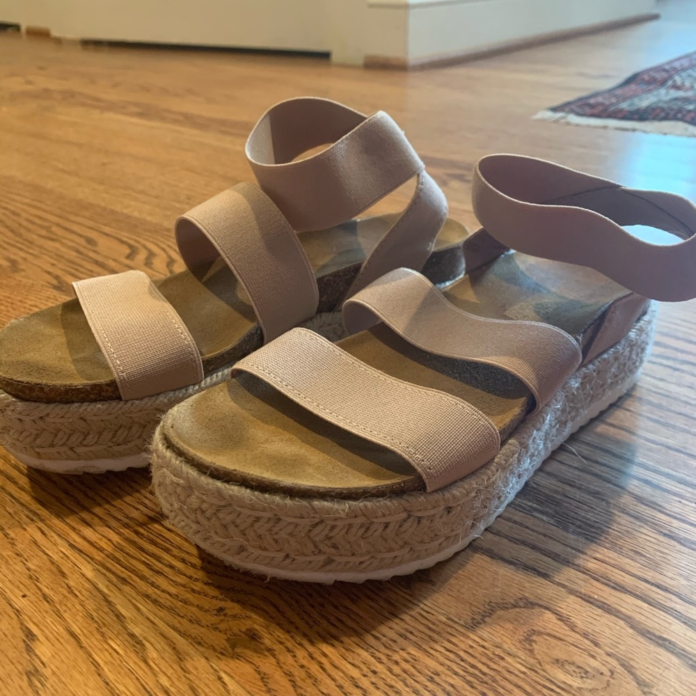 Steve Madden Shoe
